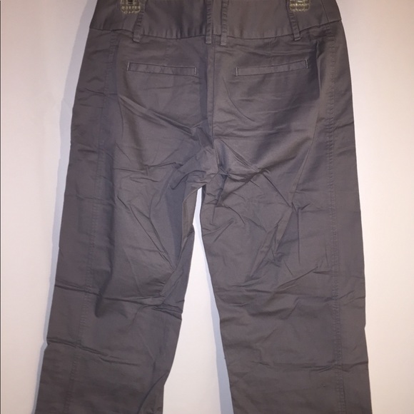 Capris - Picture 4 of 4